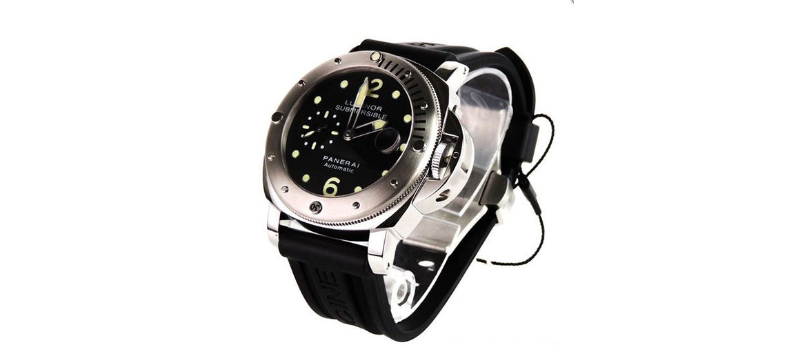 Panerai PAM 24 Luminor Submersible