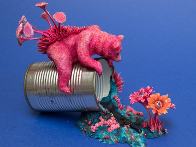 Trash-Inspired Pieces of Artwork: Sculptures by Stephanie Kilgast