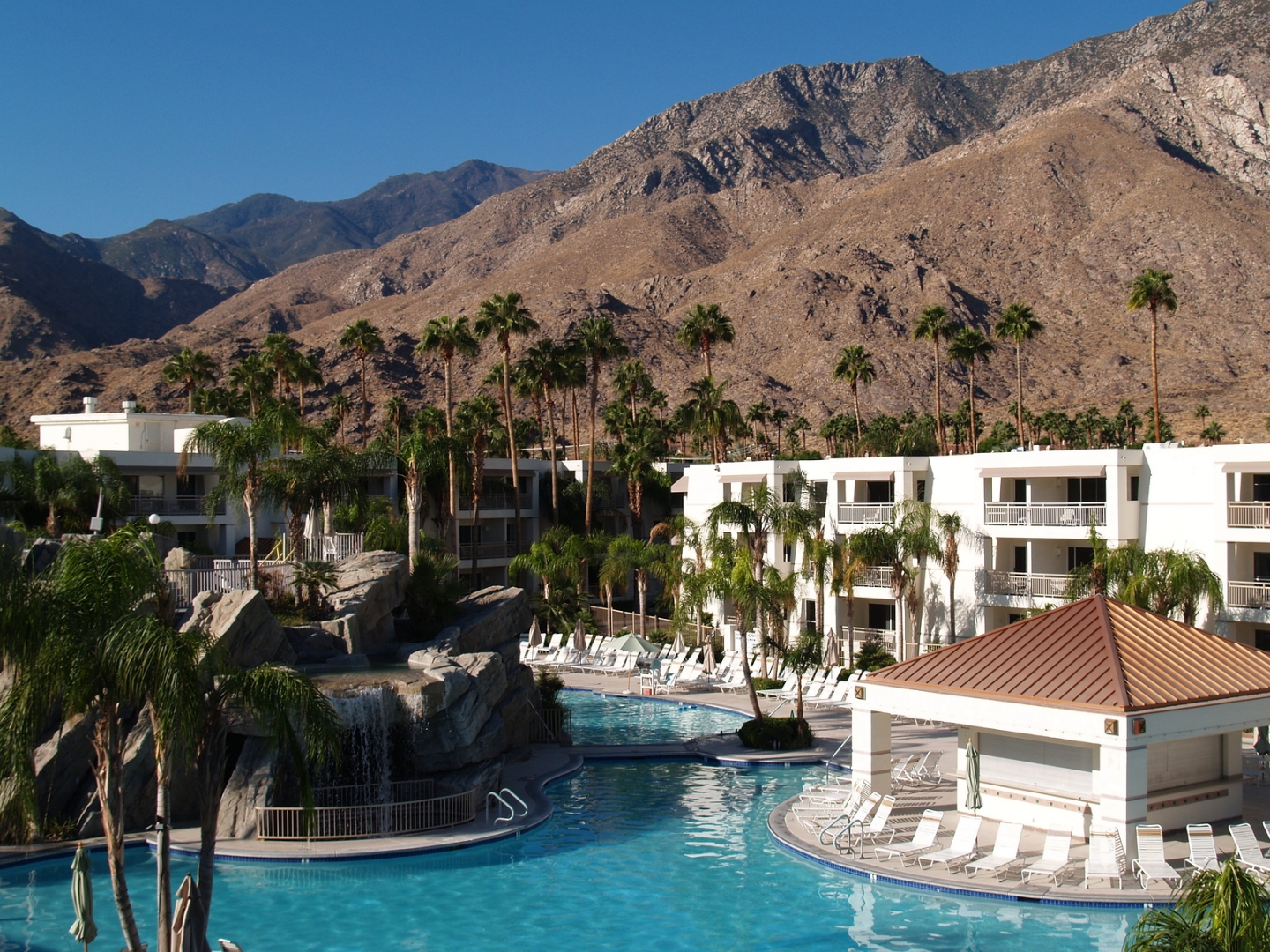 Contemporary Art and Architecture Tour – Palm Springs