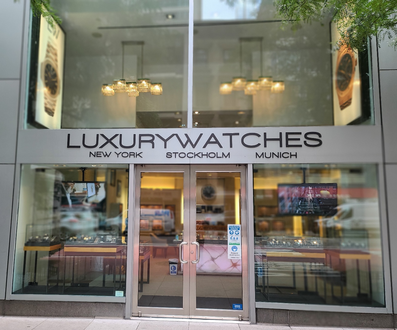 Luxurywatches  A Luxury  Watch Store  for the Most Ardent 