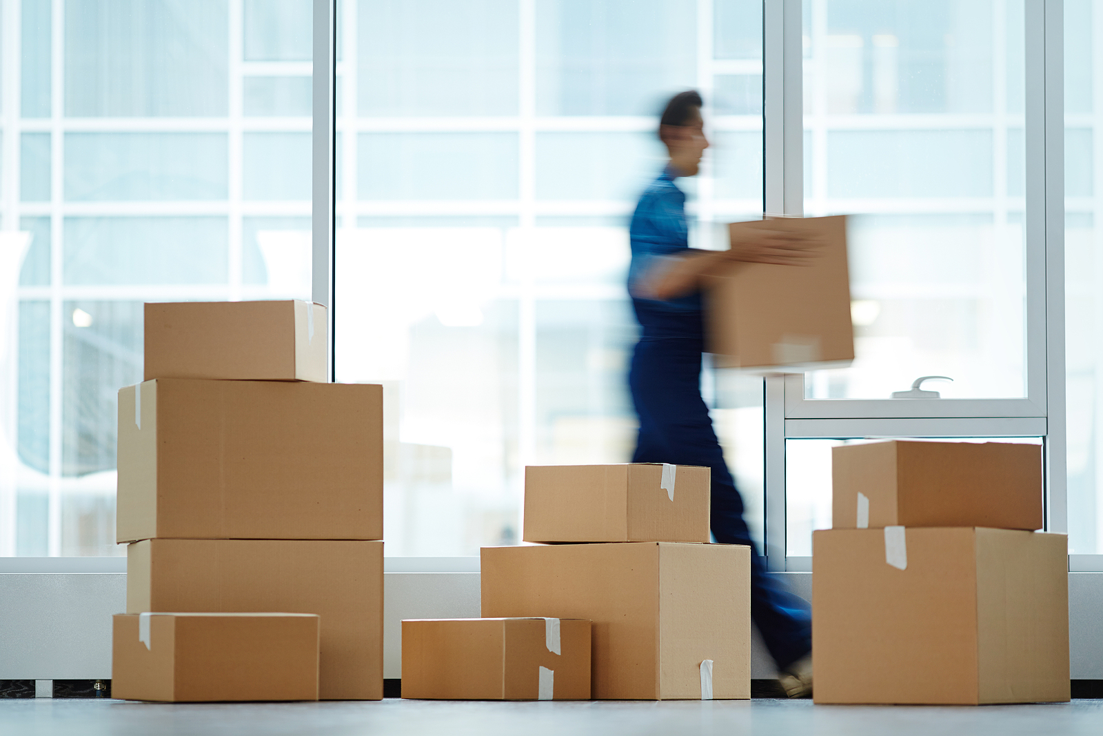 5 Proven Benefits of Working with Artwork Shipping Companies