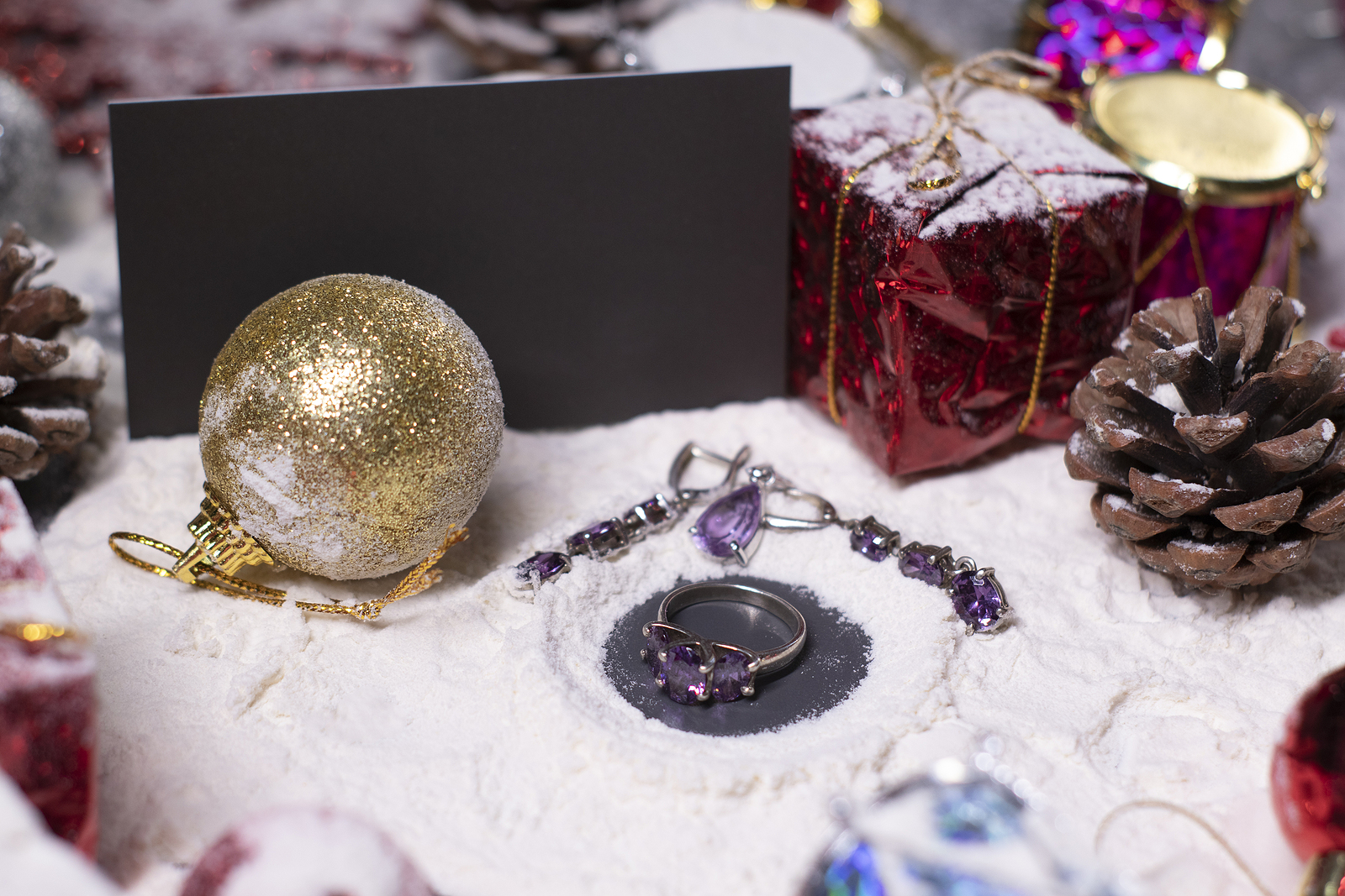 Christmas Gift Guide: 5 Luxury Gifts to Give in 2020