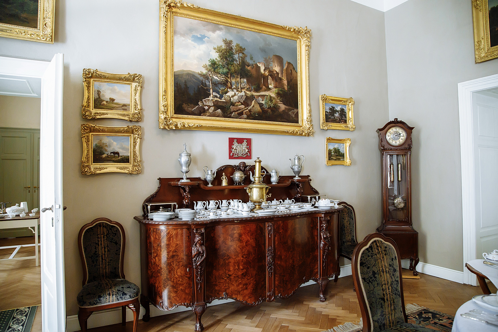 How to Store Antiques and Collectibles