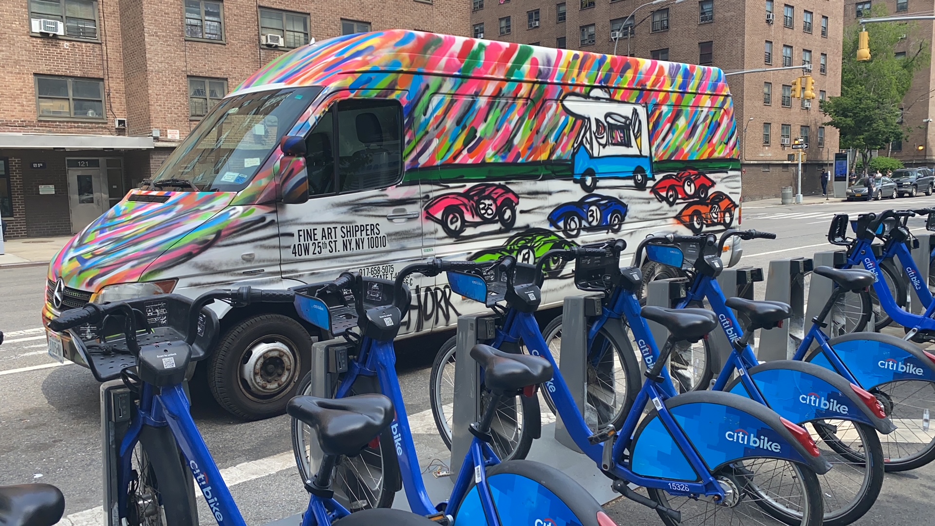 Da Race on Wheels: A Collaborative Art Project Uniting the Industry