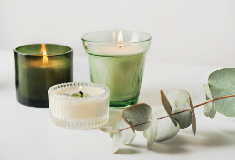 Candle Trends in 2022: Materials, Shapes, and Scents