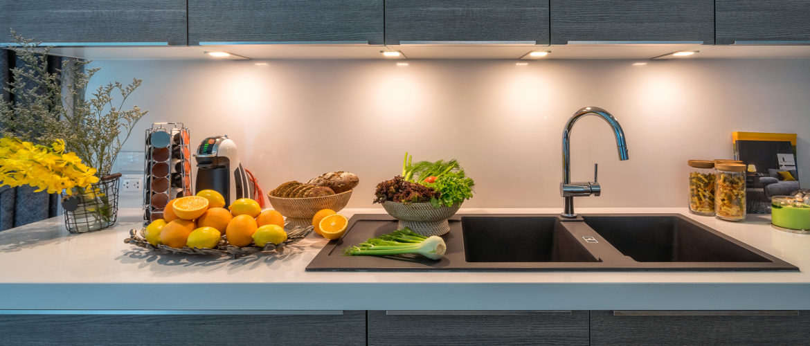 8 Tips for Choosing Your Next Kitchen Faucet in 2024