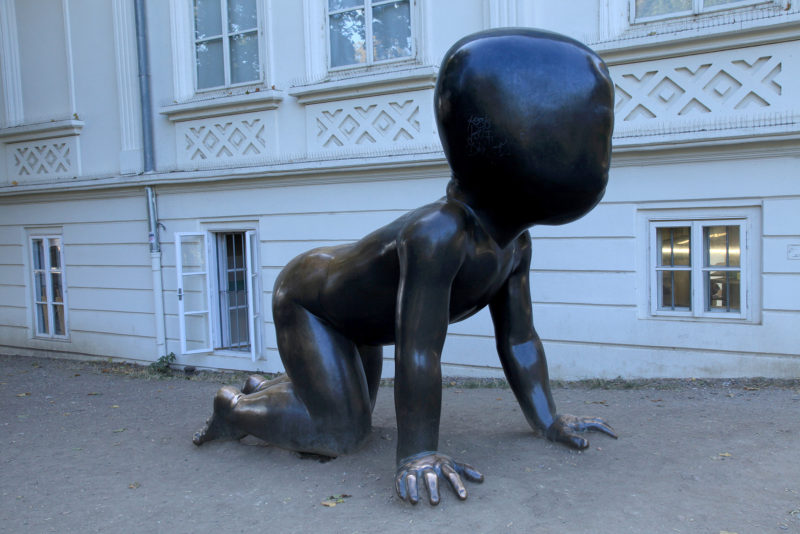 Five Weird Sculptures That Will Make You Do a Double Take