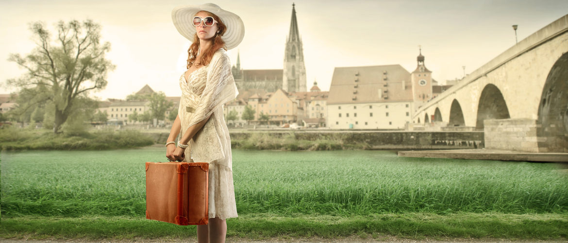 Wardrobe Wanderlust: Clothing Essentials for Stylish Women Traveler