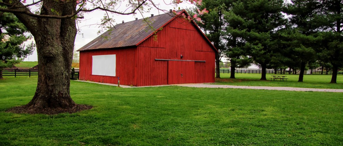 5 Ways How Your Property Will Benefit Through the Addition of a Barn