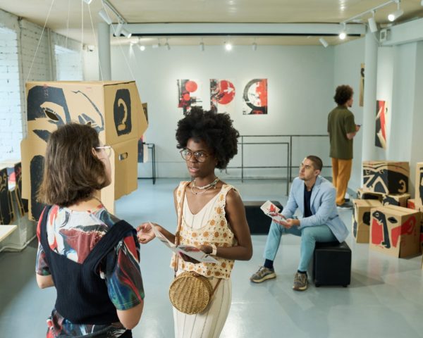 The Role of Modern Art Galleries in Shaping Cultural Narratives