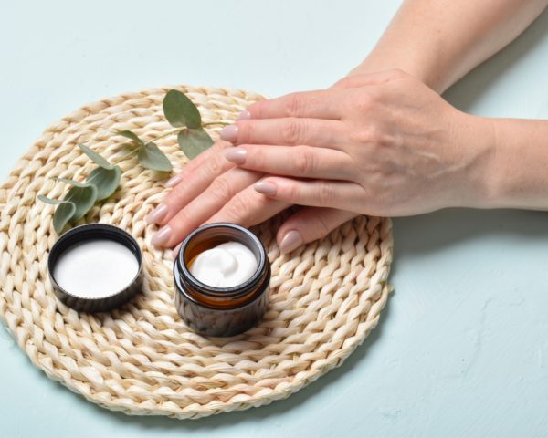 Nail Care Rules: Simple Dos and Don’ts for Lasting Beauty