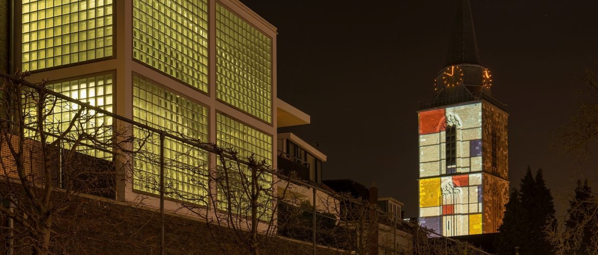 Piet Mondrian in Motion: Grids as Digital Age Predictors