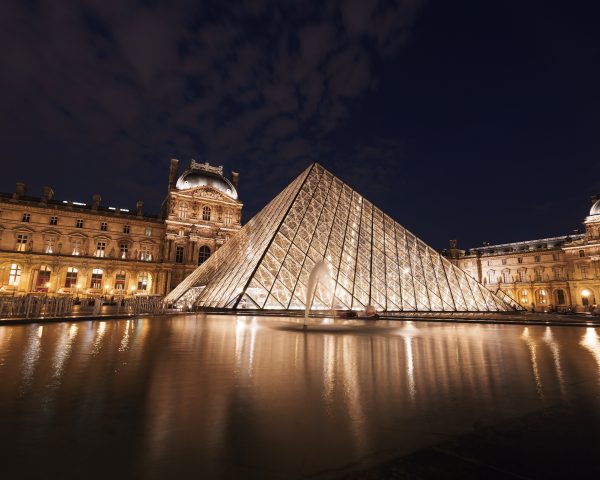 The Louvre Pyramid in Paris: A Long Road to Public Acceptance The Louvre Pyramid in Paris: A Long Road to Public Acceptance