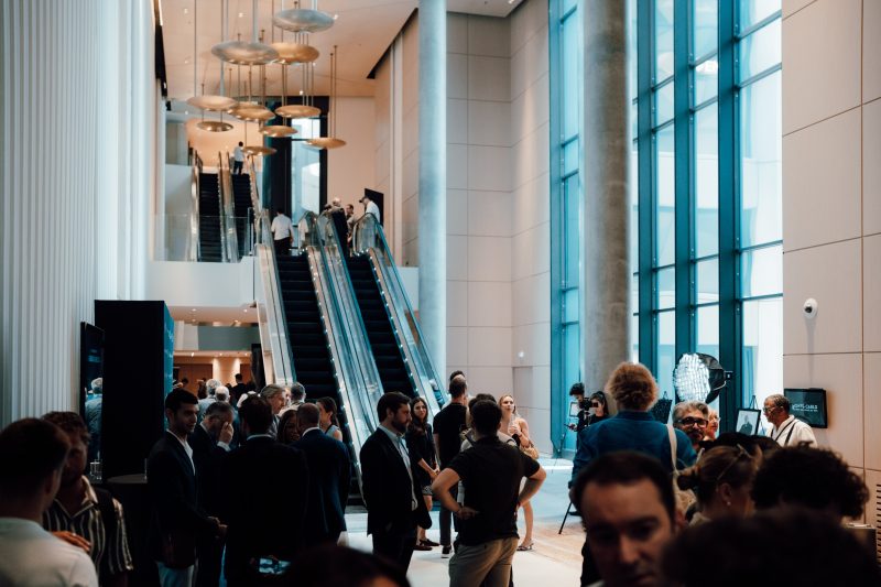 Isaac de Honoret’s Exhibition at One Monte-Carlo: New Level of Visibility