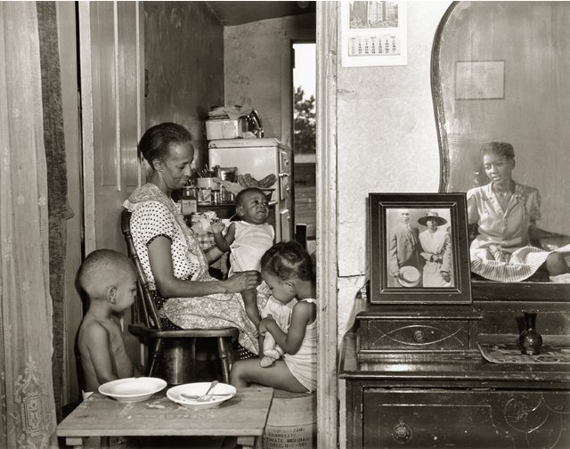 The Fascinating Life and Photographic Work of Gordon Parks